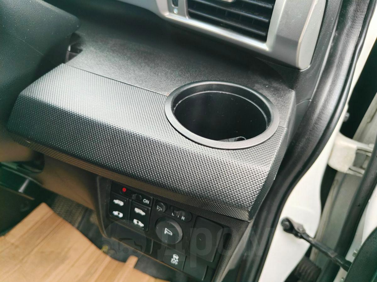 Honda Freed, 2014, 1.5л — изображение 9