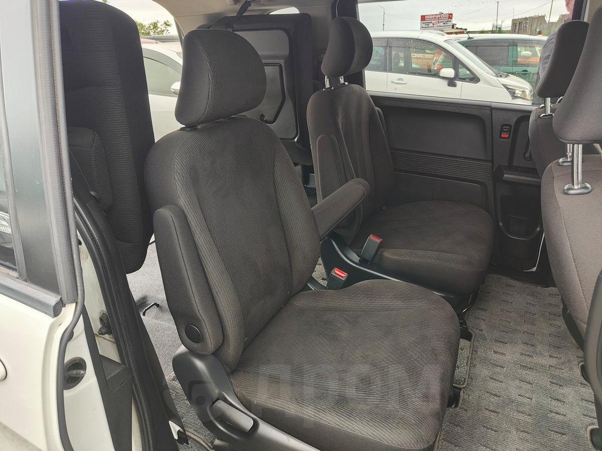 Honda Freed, 2014, 1.5л — изображение 6